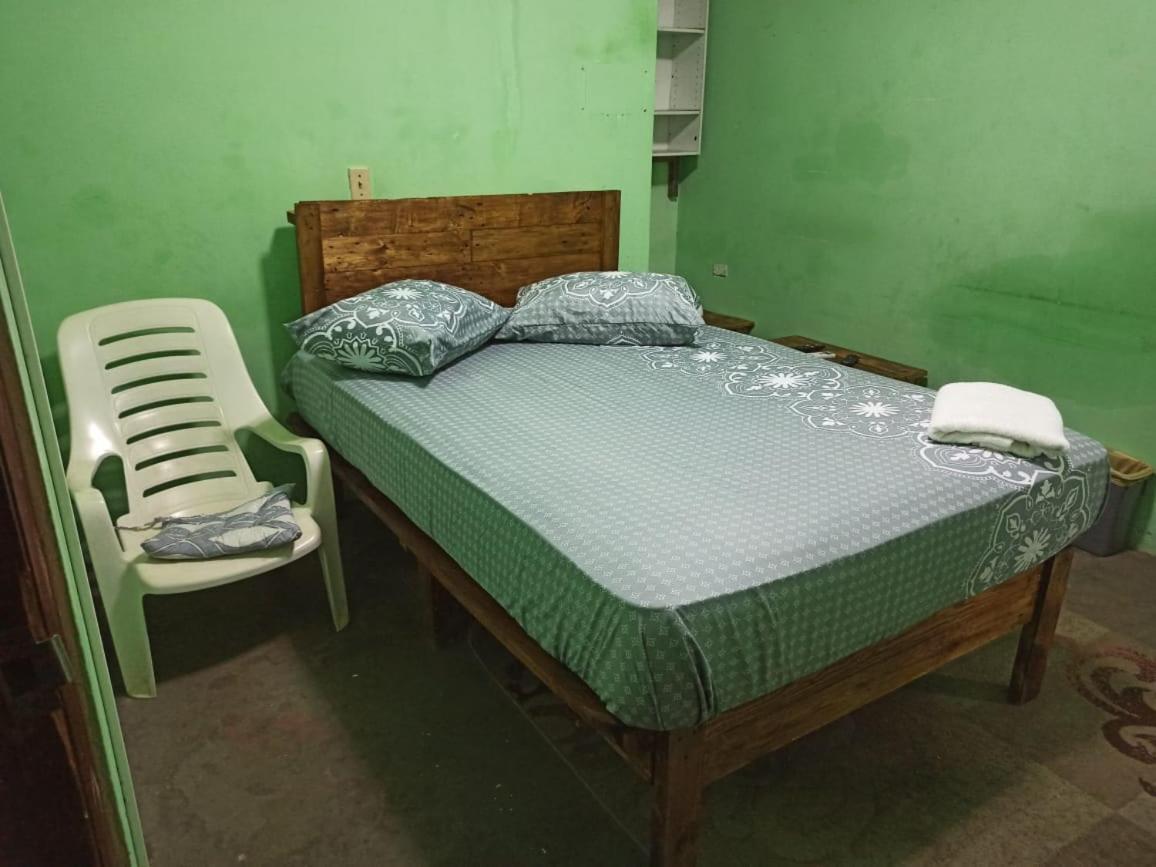 Hostal Familiar Argenal - David Esterno foto