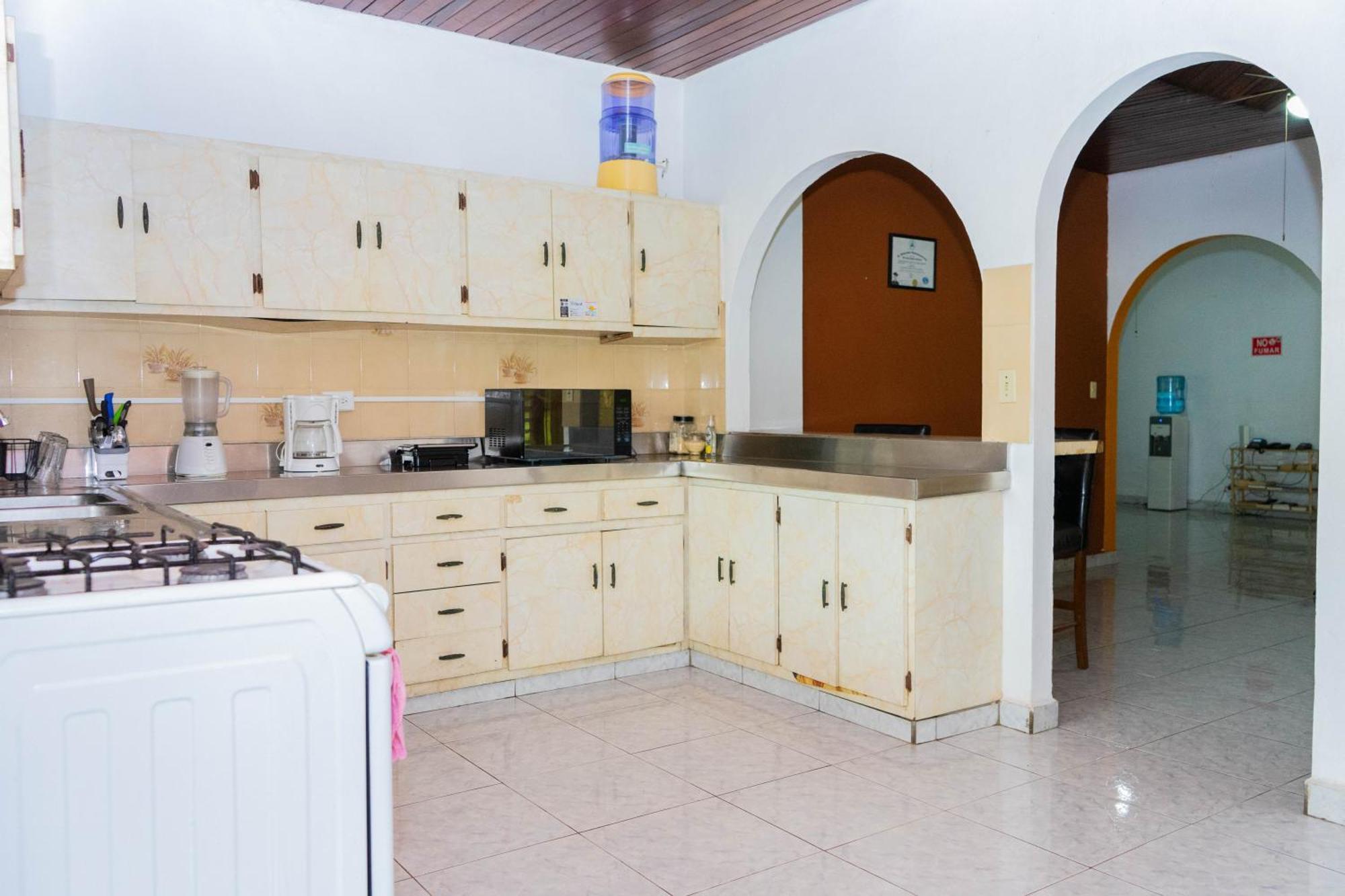 Hostal Familiar Argenal - David Esterno foto