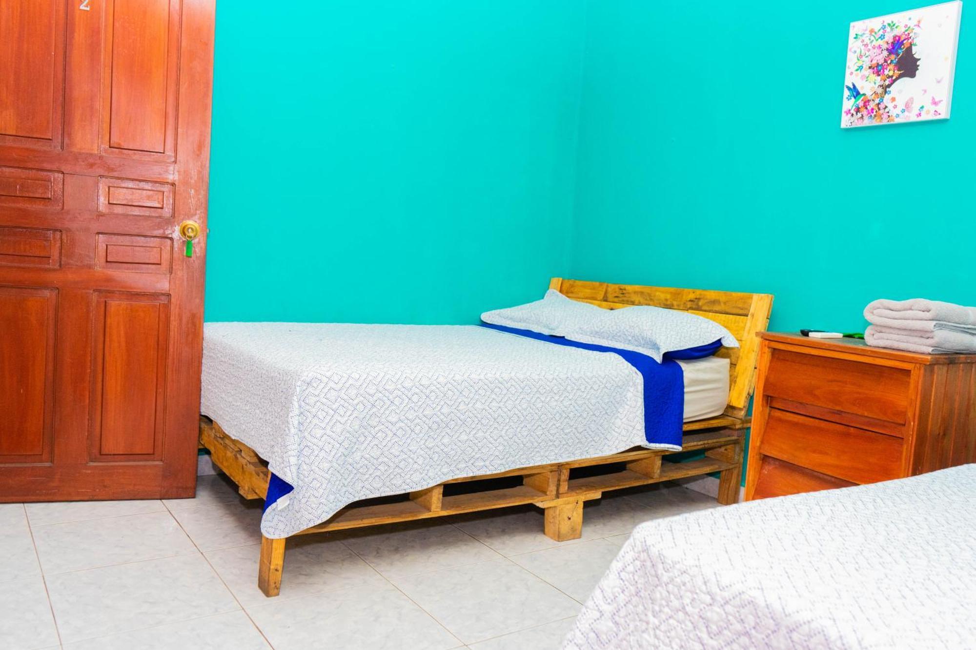 Hostal Familiar Argenal - David Esterno foto